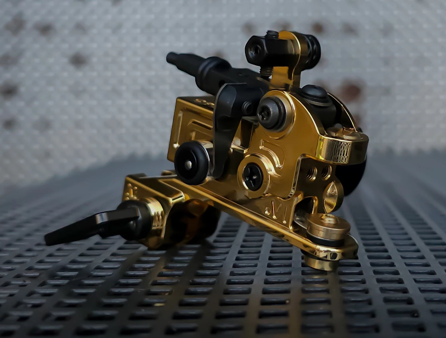 True Gold and Black Liner Tattoo Machine by Martin Pintos P.