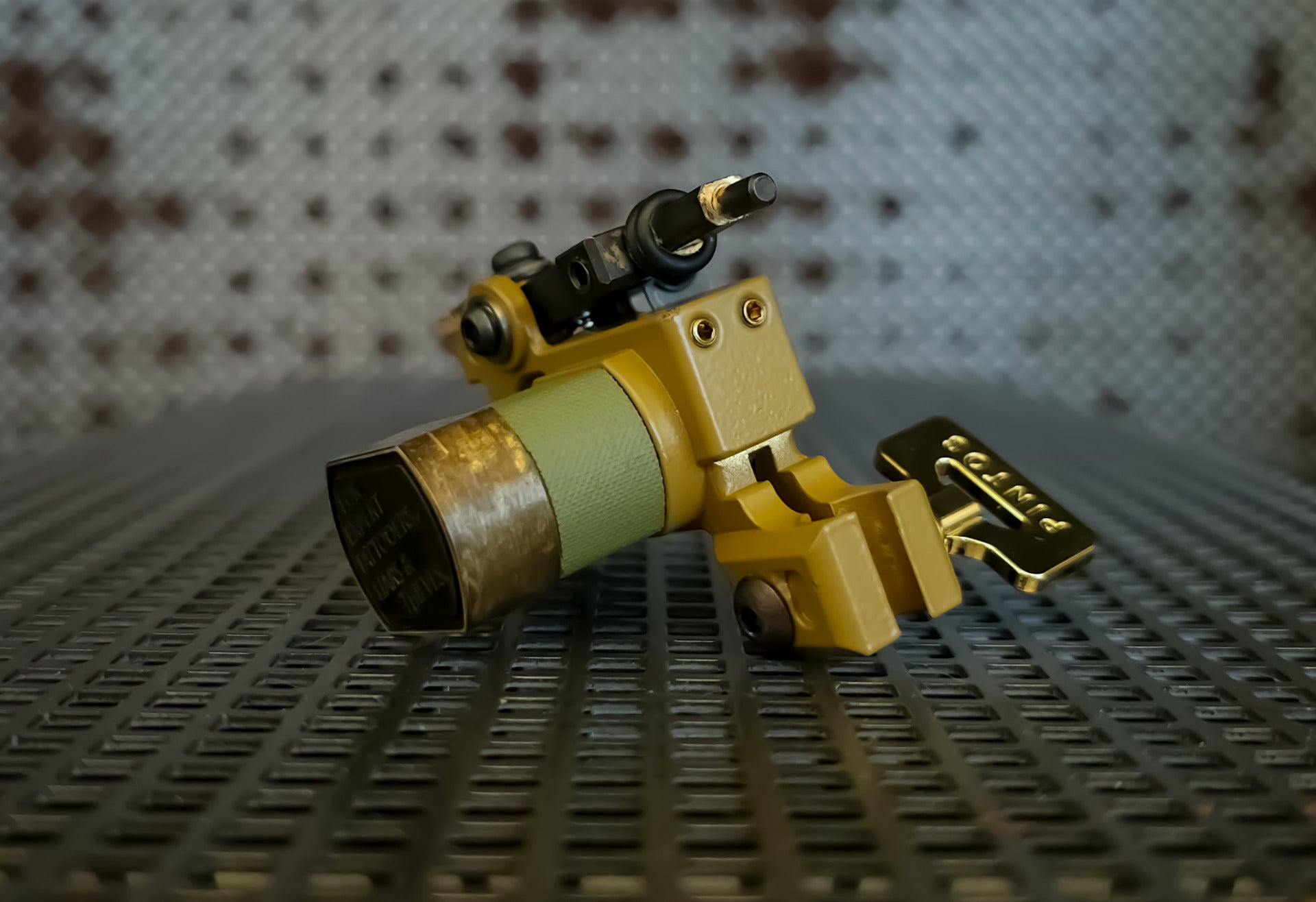 Unique Light Brown Shader Tattoo Machine by Martin Pintos P.