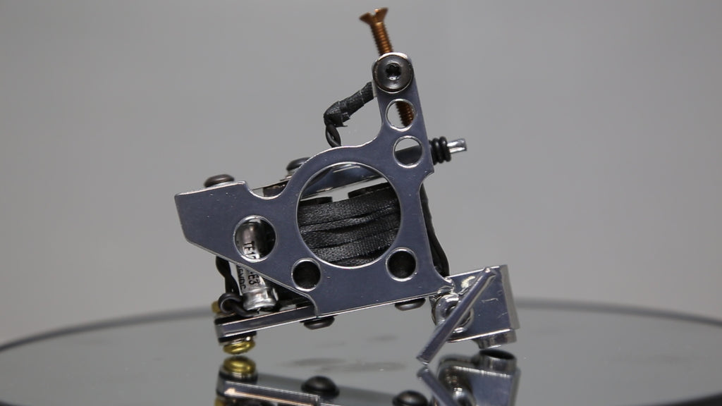 360 Degree View of Veritas MFG. Laielli Liner Coil Tattoo Machine