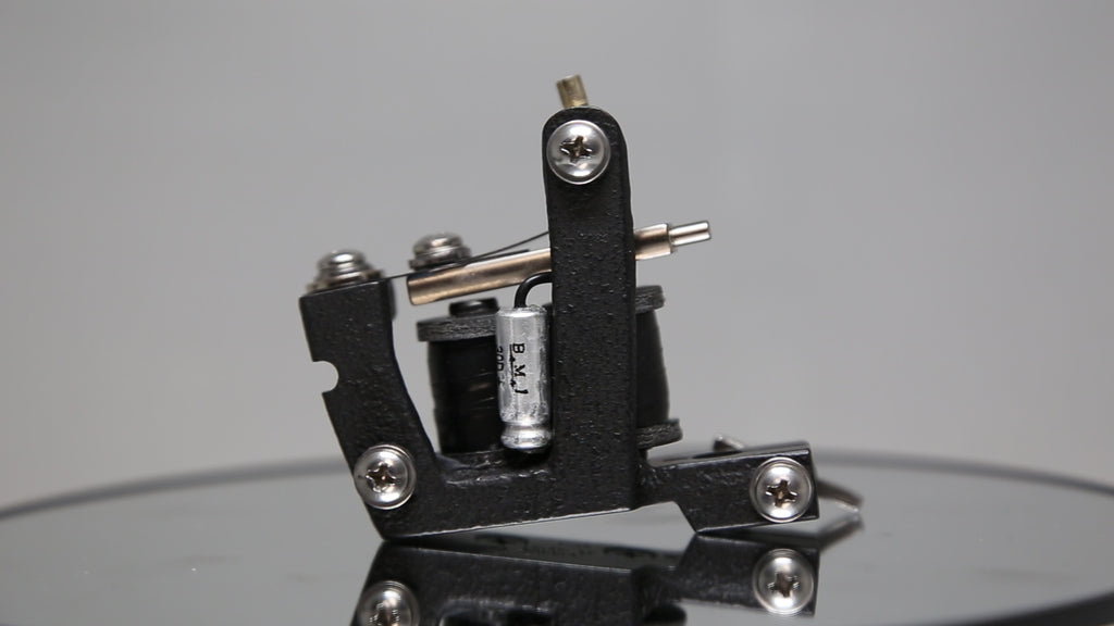 360 Degree View of Lucky MFG V-Frame Liner — Coil Tattoo Machine